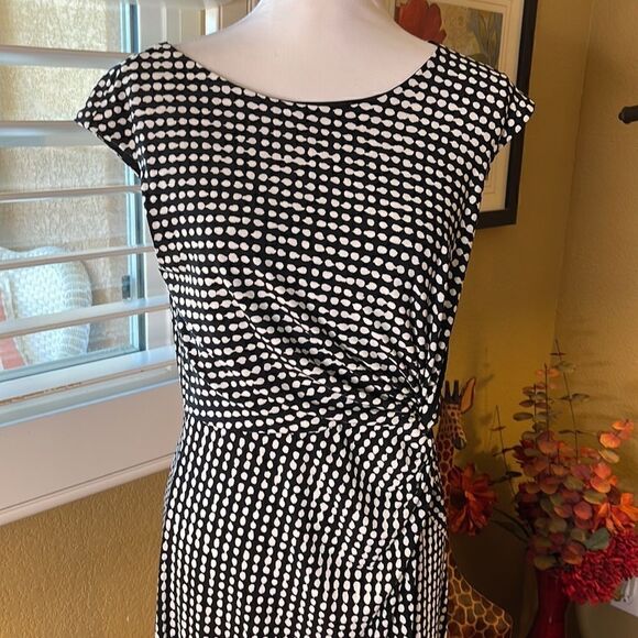 212 COLLECTION Women's Gathered Twist Drape BLACK & WHITE POLKA DOT DRESS, SZ M - Picture 2 of 7